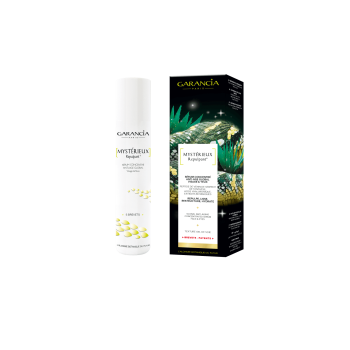 Mysteriöses aufpolsterndes konzentriertes Anti-Aging-Serum für Gesicht & Augen Garancia - Flasche 30 ml