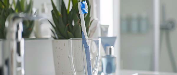 Comment utiliser un kit de blanchiment des dents ?