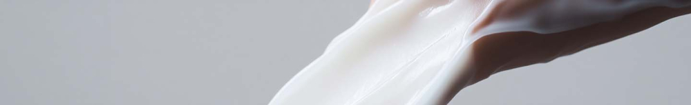 Dois-je utiliser un sérum ou une crème au rétinol ?