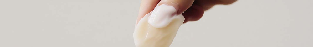 Puis-je appliquer une crème solaire sans crème hydratante ?