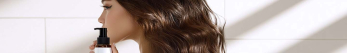 Cuir chevelu qui br&ucirc;le et d&eacute;mange : causes et solutions