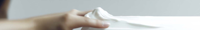 Comment se démaquiller avec du lait démaquillant ?