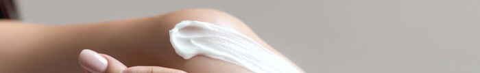 Quel est le meilleur lait démaquillant ou eau micellaire ?